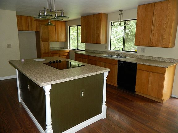 5th image of 6914 43rd Street Ct NW