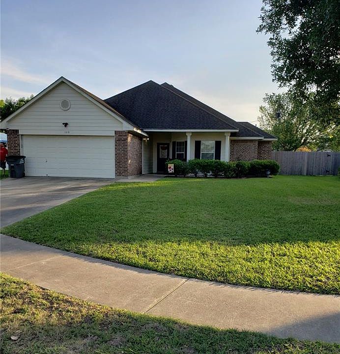 1st image of 109 Windwood Ln