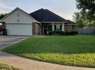 109 Windwood Ln, Victoria, TX 77904