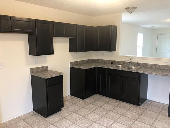 4th image of 2508 Bristlecone Dr