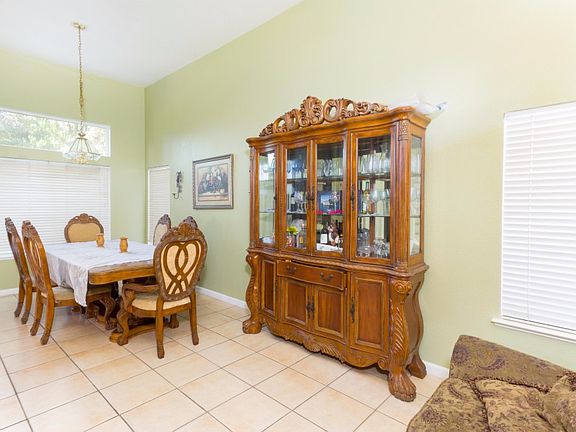 2nd image of 4003 Villalobos Pl