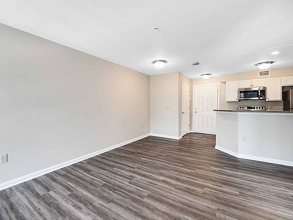 4th image of 23002 Chandlers Ln APT 217