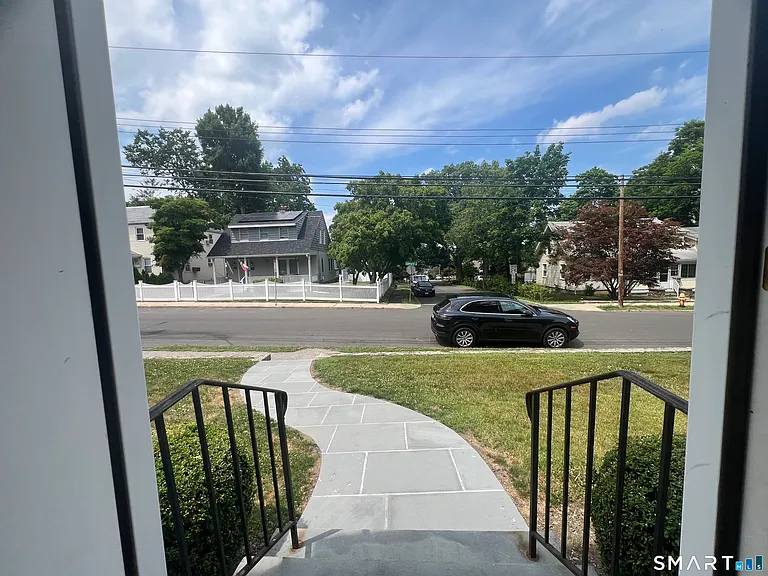 21 Leonard St — Photo 2