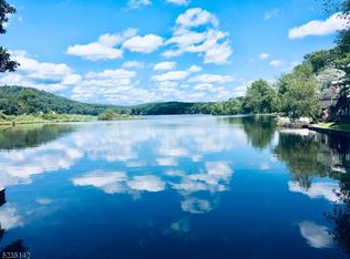 18 Cedar Lk E, Denville, NJ 07834