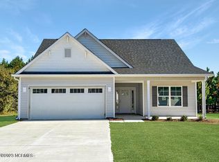 115 Persimmon Dr, New Bern, NC 28562