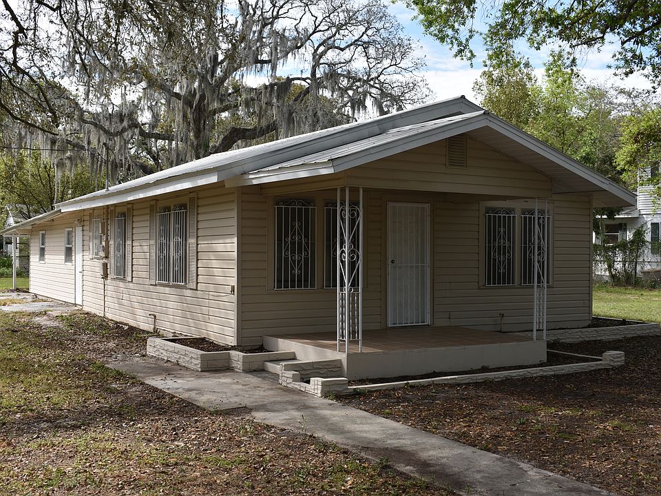 1st image of 6002 N 48th St