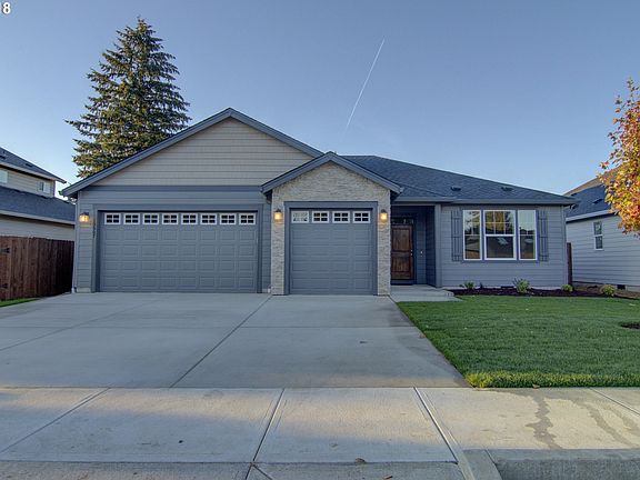 2nd image of 13907 NE 92nd Cir
