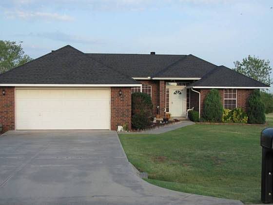 1st image of 10 Candice Dr NW