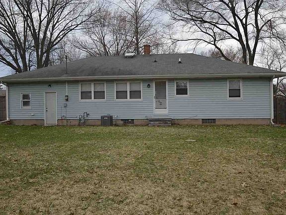 4th image of 56200 Hoosier Ave