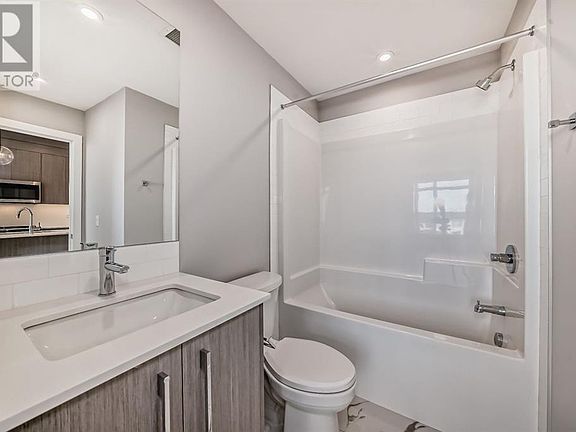 4th image of 395 Skyview Pkwy NE #1303