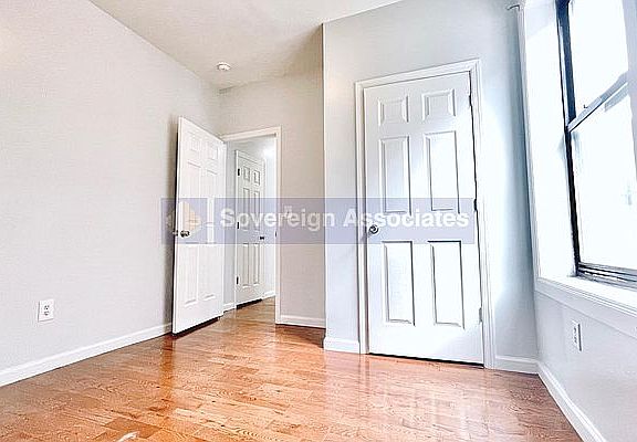 5th image of 518 W 204th St #1I
