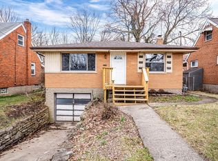 8370 Bobolink Dr, Cincinnati, OH 45231