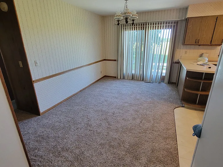 7076 Ray Hollow Rd — Photo 4