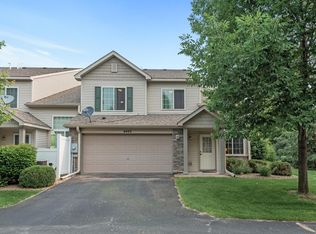 6443 Lakota Trl, Lino Lakes, MN 55014