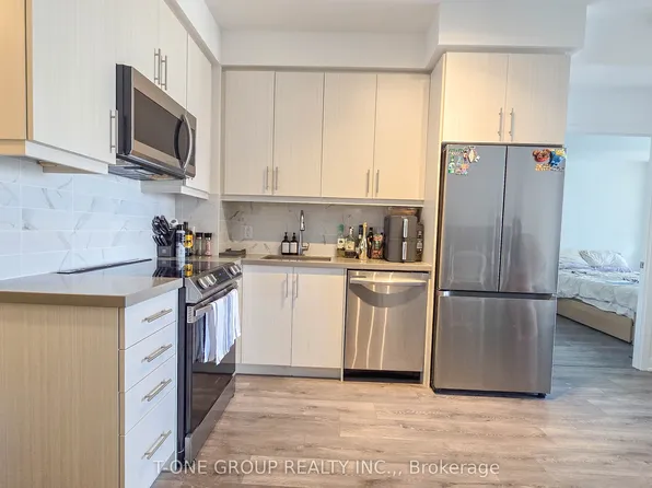 95 Oneida Cres, Richmond Hill, ON