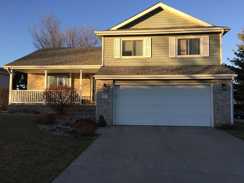 1st image of 3060 Williamsburg Dr