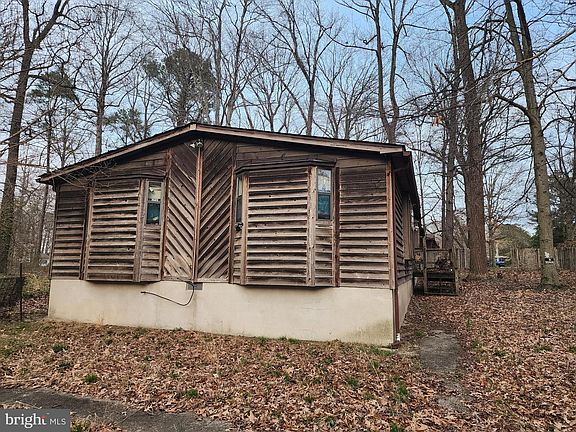2nd image of 375 Sandbox Rd
