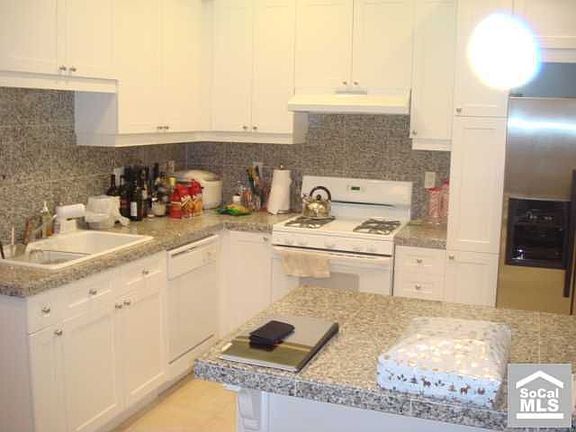 Modern Kitchen!