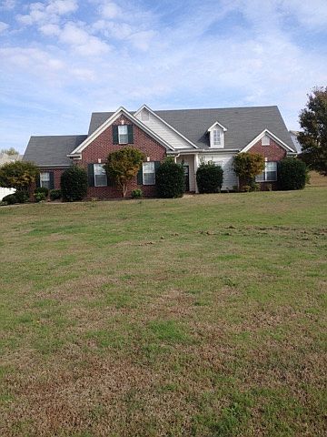 1st image of 12 Muriel Ln