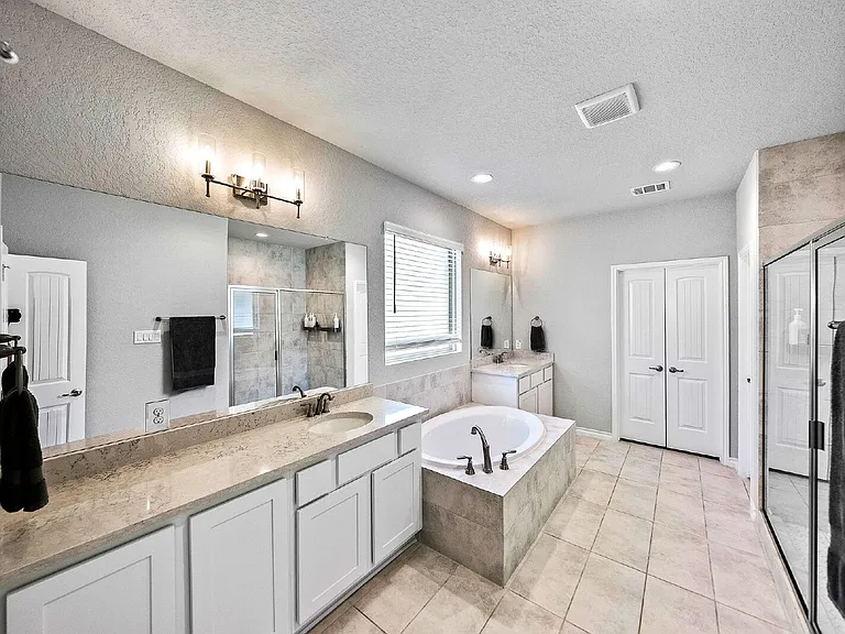 25023 Las Pilas — Photo 18