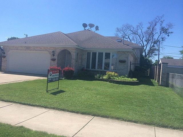 1st image of 5911 W 88th Pl