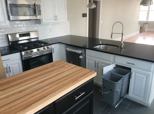 3 Sessions St, Providence, RI 02906