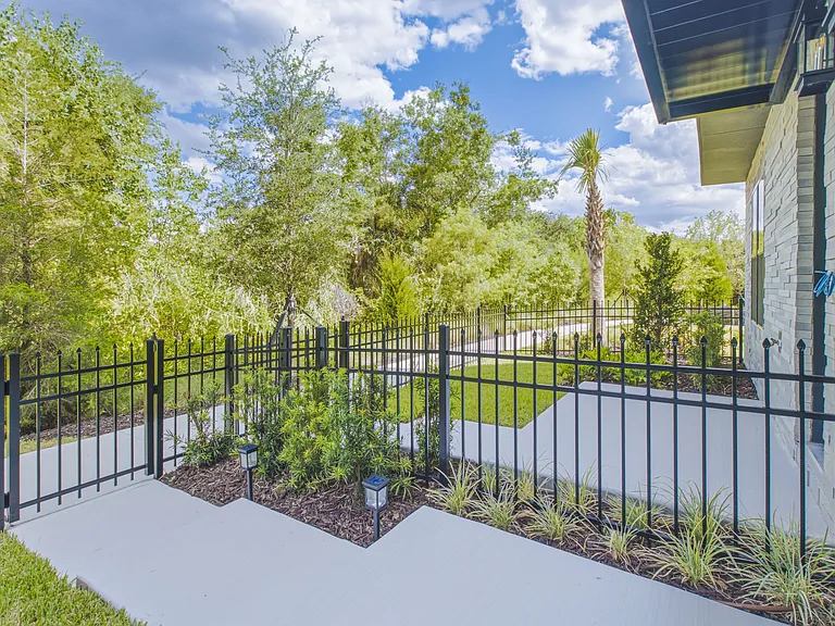 2044 Prudential Dr — Photo 29