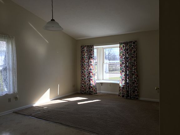 In LawSuite includes kitchen