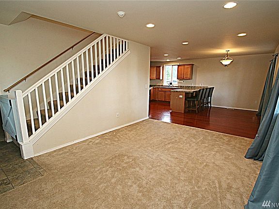 4th image of 25406 33rd Ave E