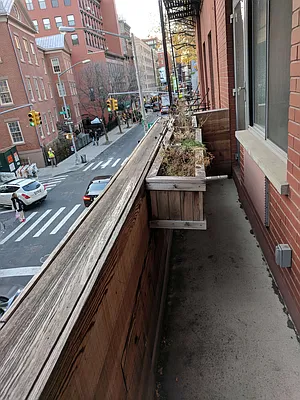 Rented by Veracity NYC LLC | media 25