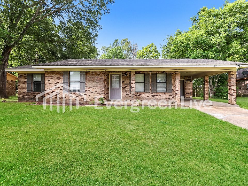 1st image of 820 Academy Park Dr