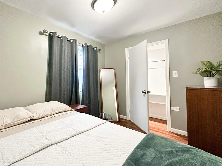 1811 Auburn Ave — Photo 9