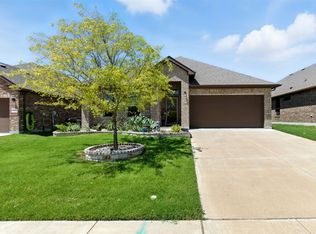 123 Wagon Mound Dr, Waxahachie, TX 75167