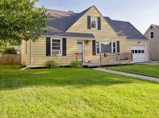 237 Hosmer St, Loves Park, IL 61111