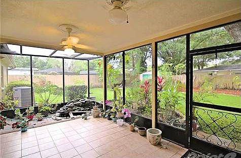 3rd image of 14604 Brentwood Ln