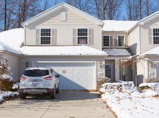772 Lakeside Dr, Avon Lake, OH 44012