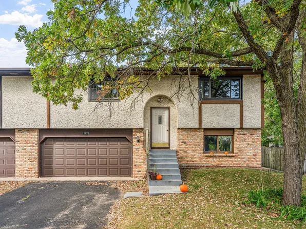 11072 Cottonwood Cir NW, Coon Rapids, MN 55448