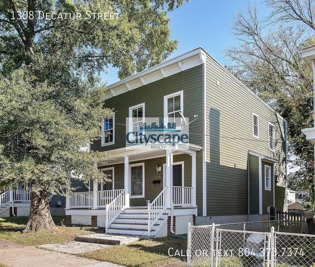 Beautiful Home In Historic Manchester District — Photo 1