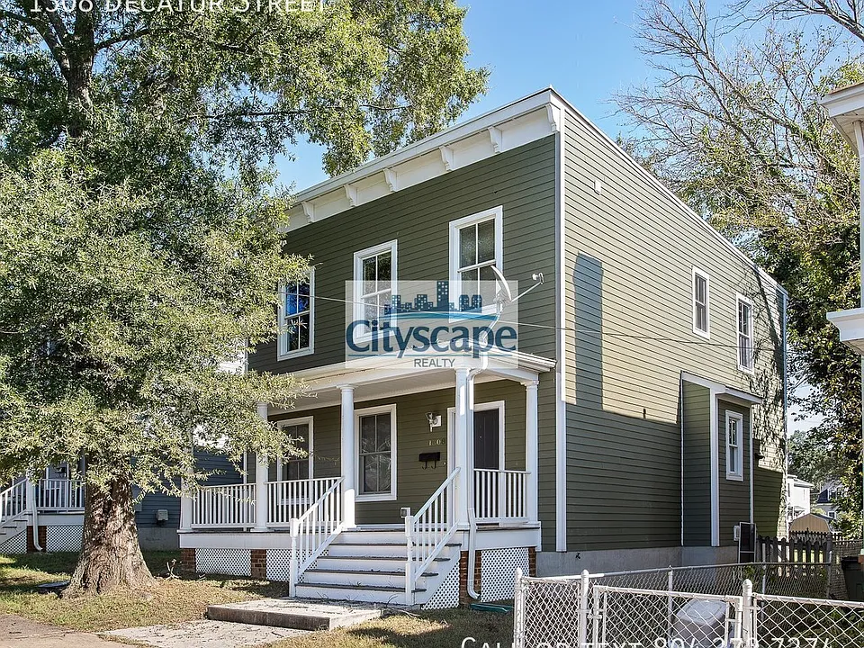 1308 Decatur St