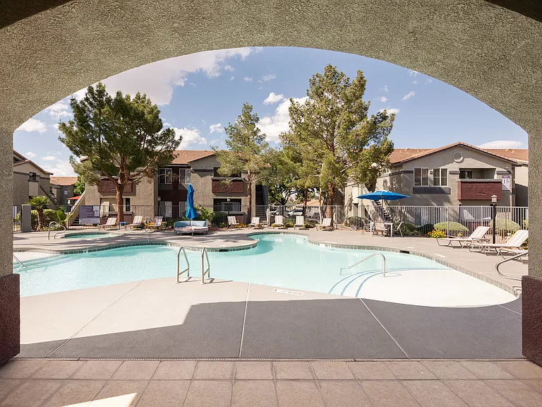 Remington Canyon Apartments — Photo 37