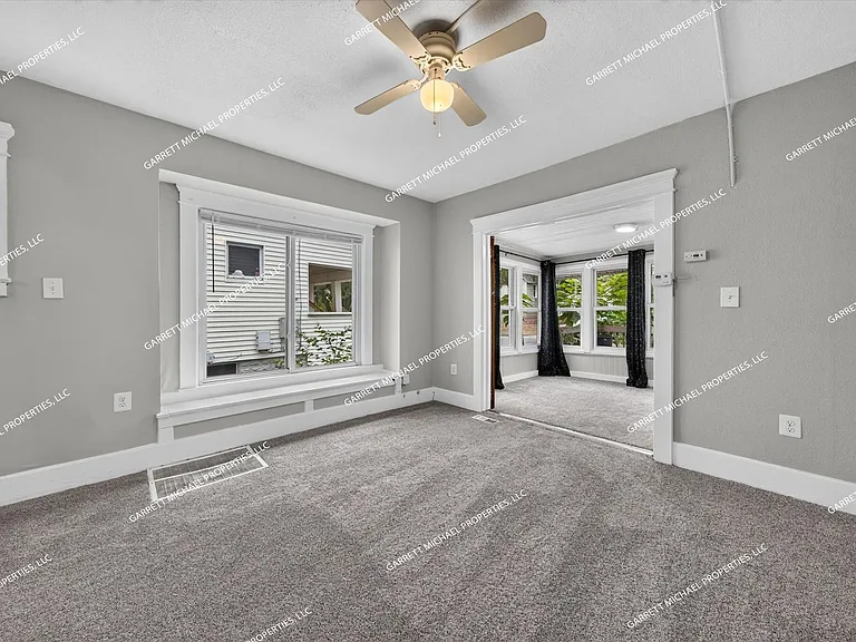 2322 Fordham St — Photo 10