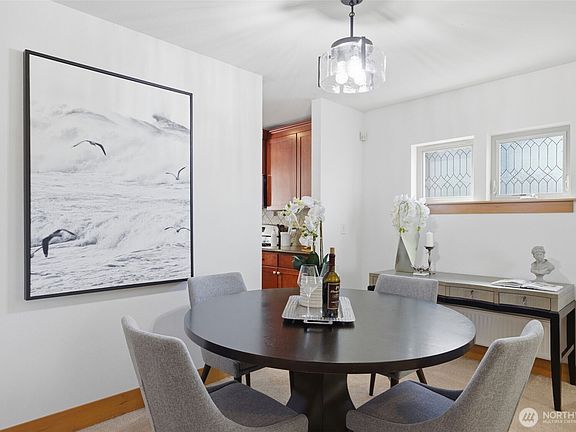 4th image of 5804 17th Avenue S
