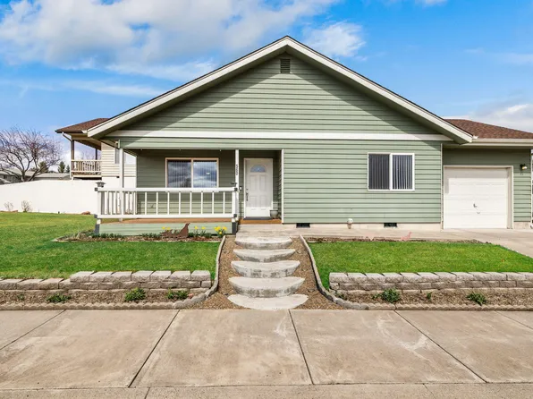 560 NE Oak St, Madras, OR 97741