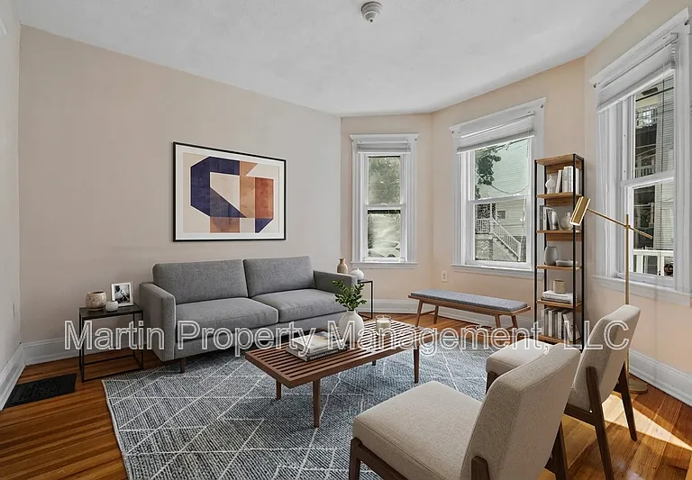 31 Harold St #C — Photo 6