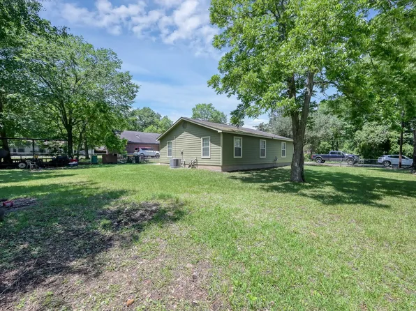 805 Webb St, Conroe, TX 77301