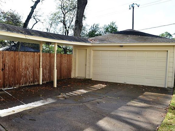 4th image of 12711 Big Stone Dr