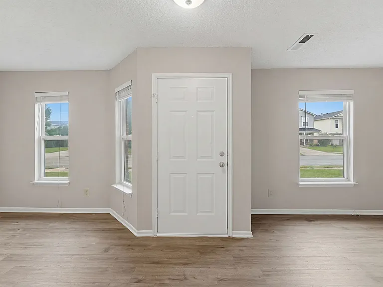 12691 Endurance Dr — Photo 4