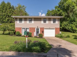 3231 N Valleyview Dr, Bloomington, IN 47404