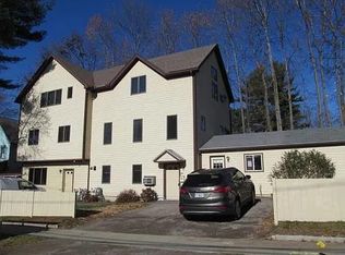 9 Phillips St, Greenfield, MA 01301