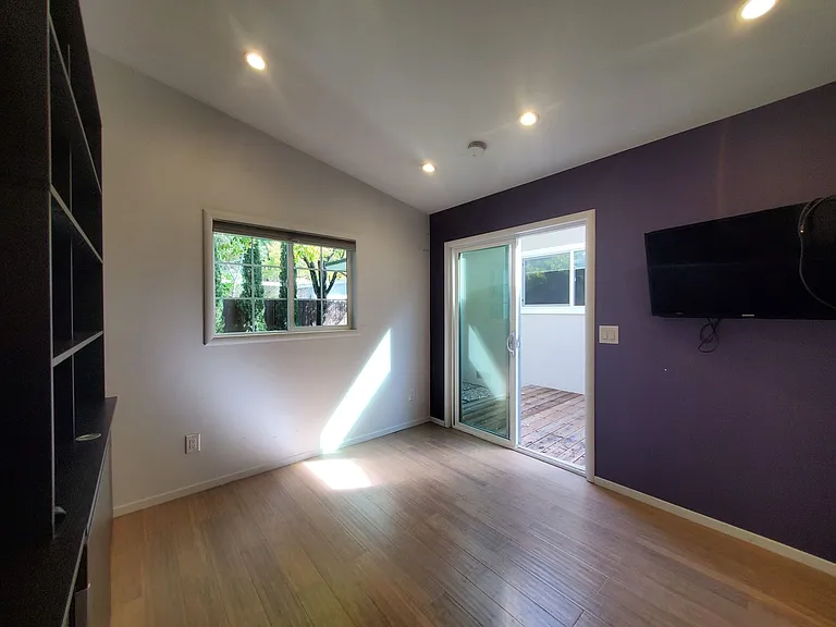 6 Stadium Way — Photo 21